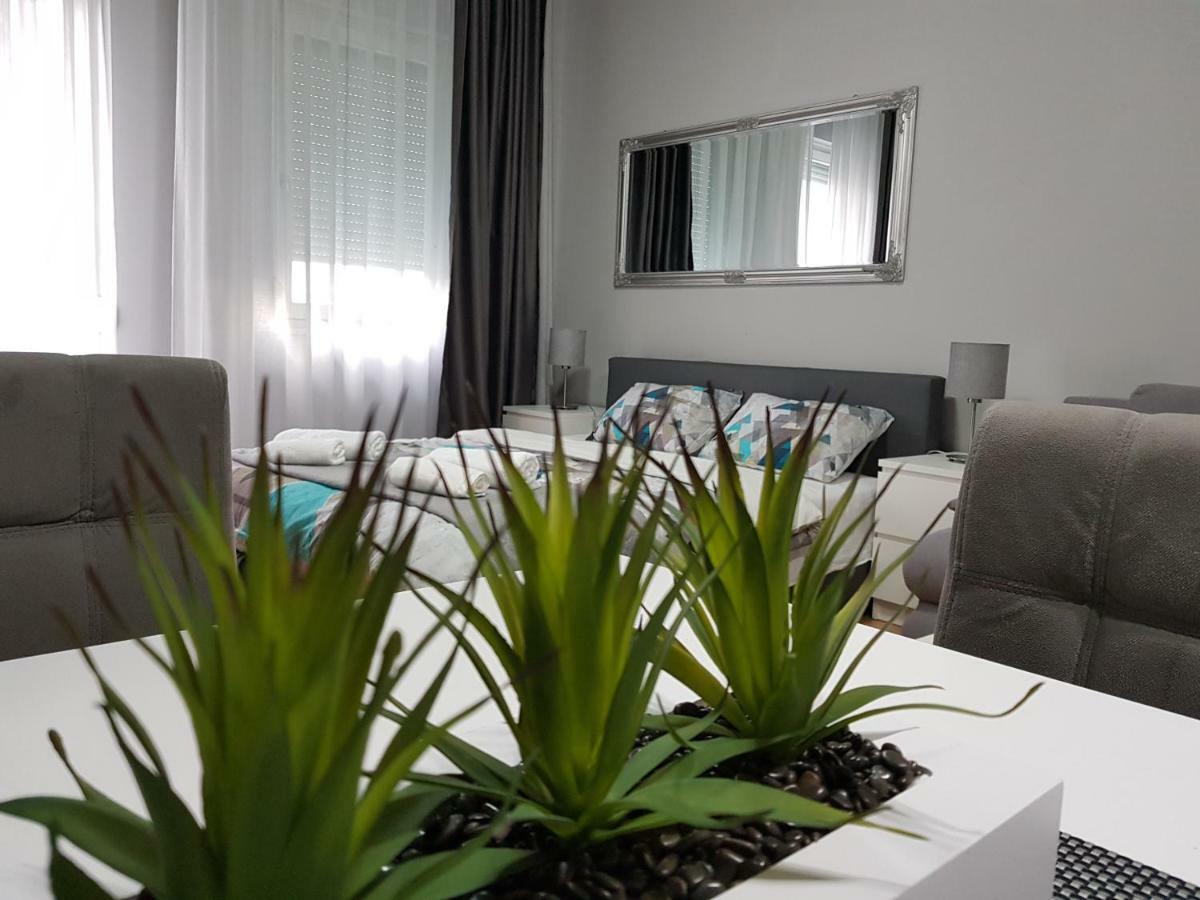 Contemporary Residence Ni Exteriör bild